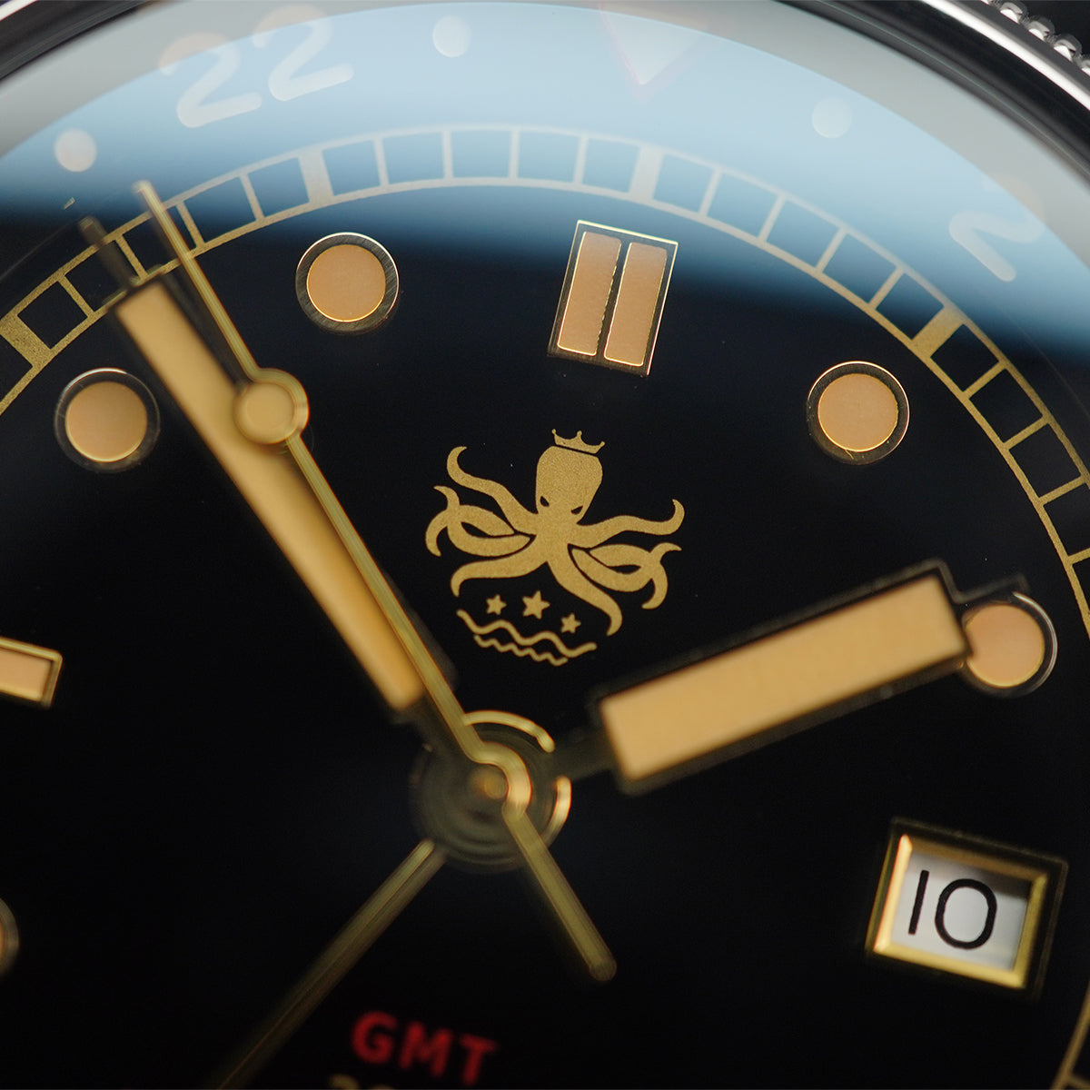 Phoibos Eagle Ray 300m Super Compressor GMT PX023D Black Gold - Horology Story Youtube Store