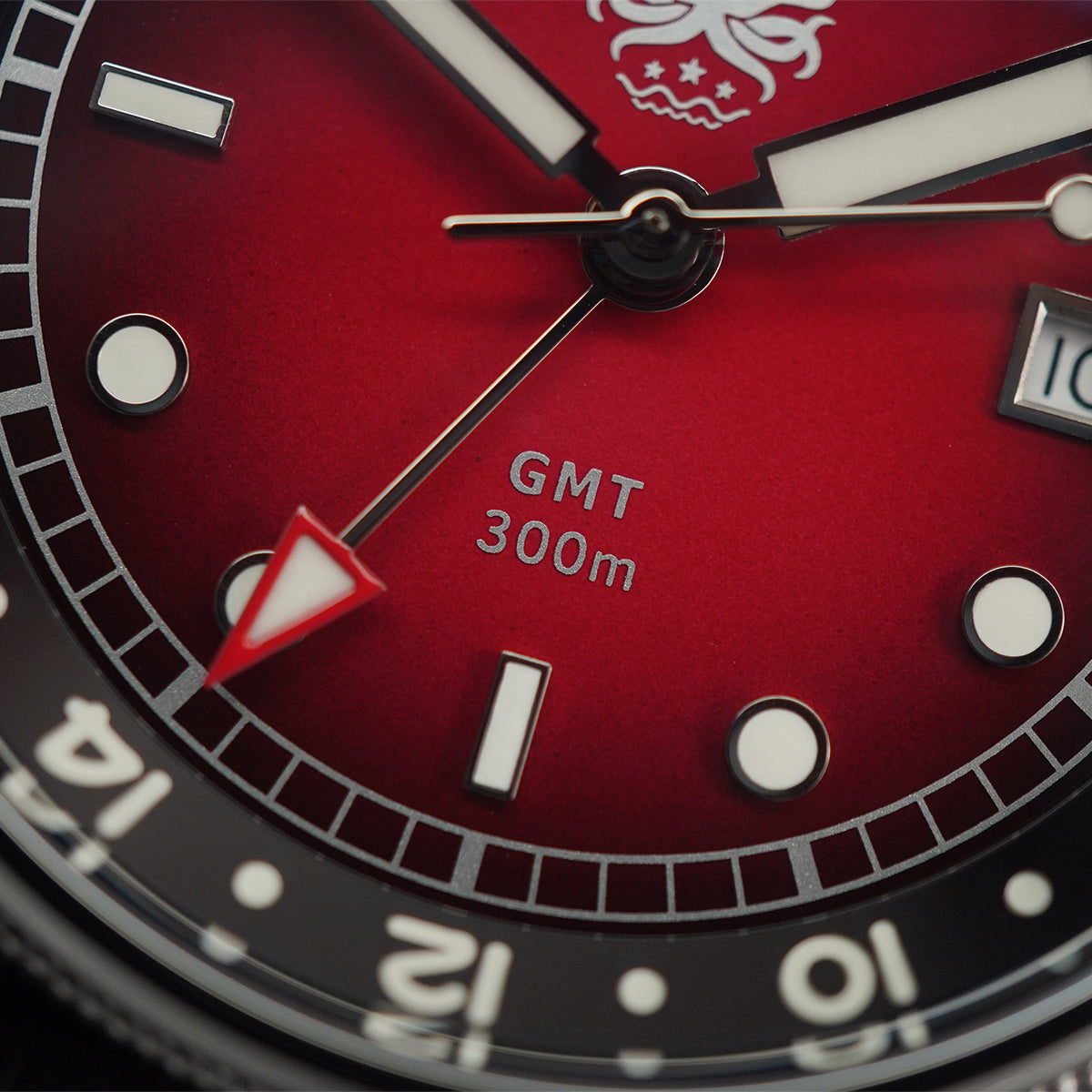 Phoibos Eagle Ray 300m Super Compressor GMT PX023E Fume Red - Horology Story Youtube Store