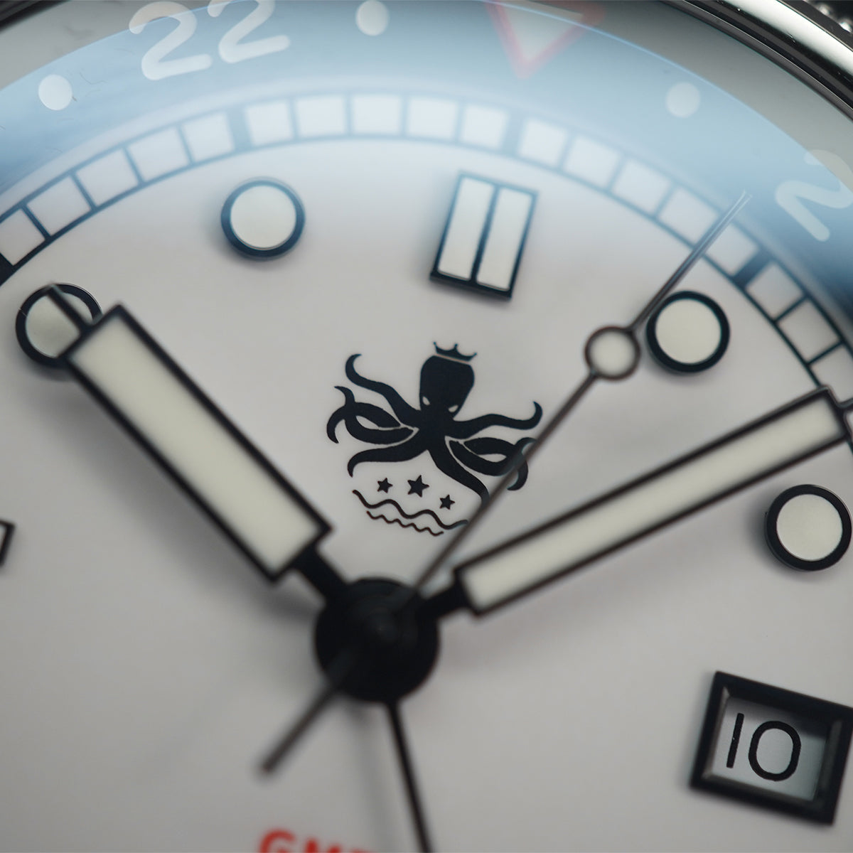 Phoibos Eagle Ray 300m Super Compressor GMT PX023G White - Horology Story Youtube Store