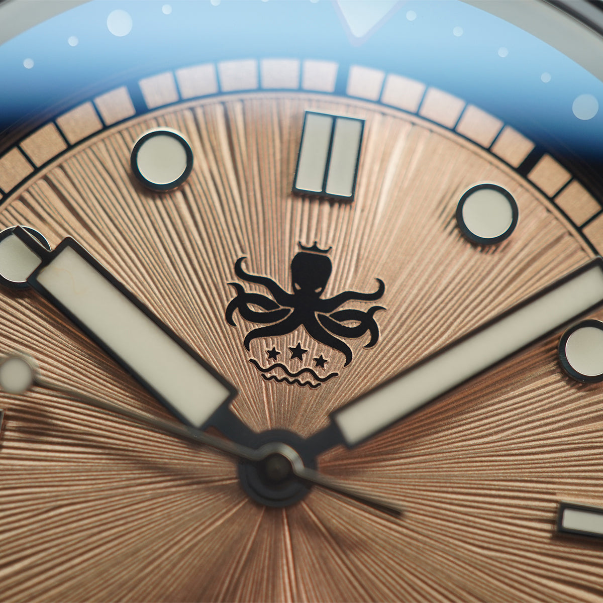 Phoibos Eagle Ray 200m PY039H Sunray Champagne - Horology Story Youtube Store