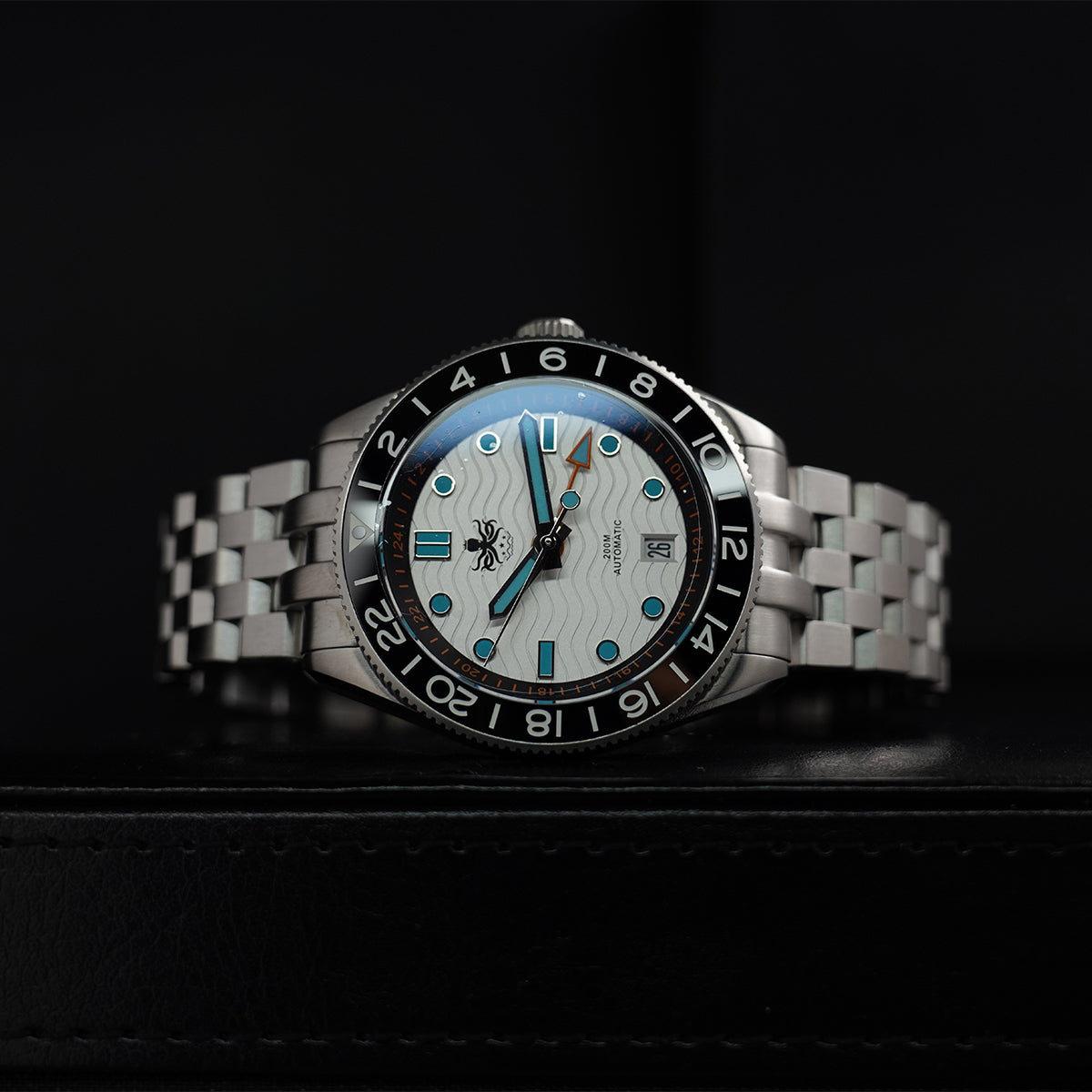 Phoibos Wave Master GMT 200M PY049E White Dial - Horology Story Youtube Store