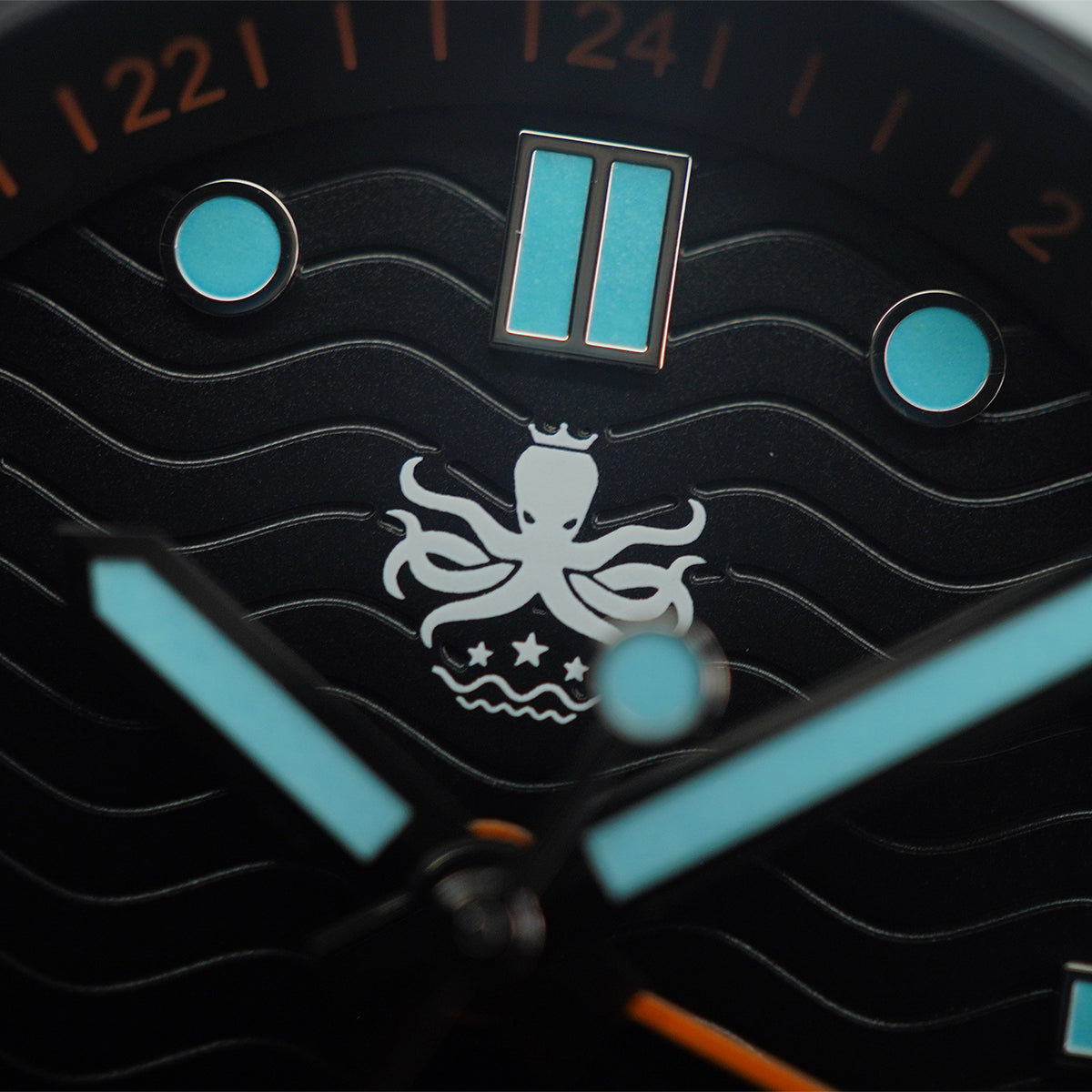 Phoibos Wave Master GMT 200M PY049C Black Dial - Horology Story Youtube Store