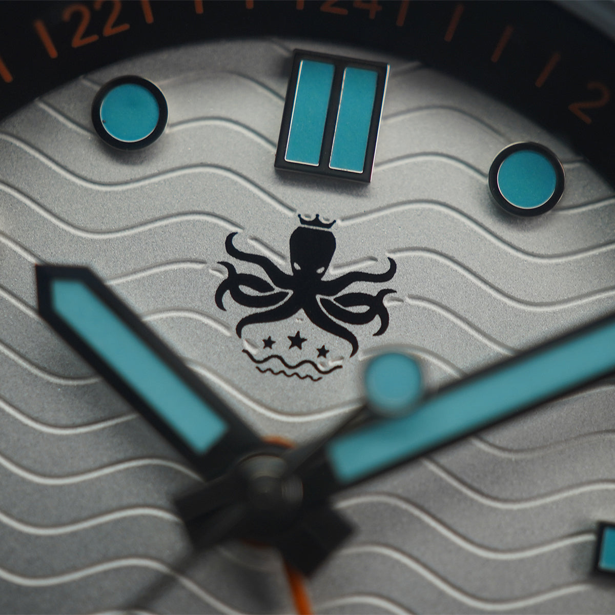 Phoibos Wave Master GMT 200M PY049E White Dial - Horology Story Youtube Store