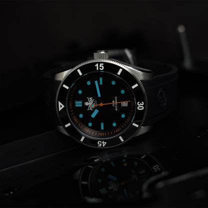 Phoibos Wave Master 300M PY010CR Black Dial