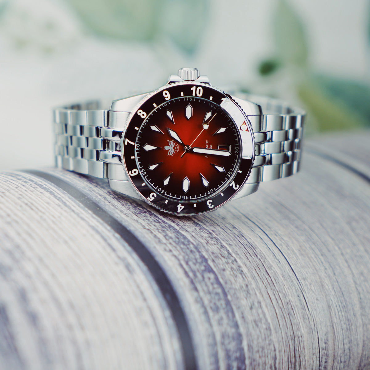 Phoibos Voyager 200m PY035D Sunburst Red Dial - Horology Story Youtube Store