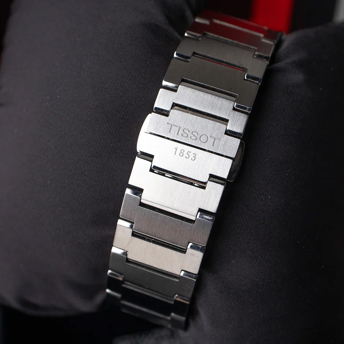 Tissot PRX 40mm T137.407.11.351.01 Powermatic 80 Gradient Ice Blue on Bracelet