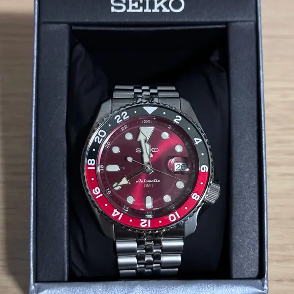 Seiko 5 Sports GMT SSK031K1 Passion Red Limited Edition
