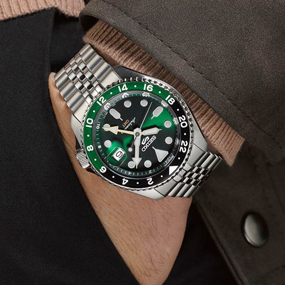 Seiko 5 Sports GMT SSK035K1 Black Green (Sprite)
