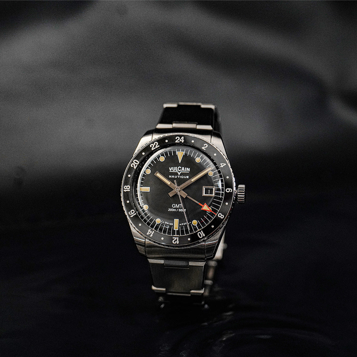 Vulcain Skindiver GMT - Black Luminova Beige