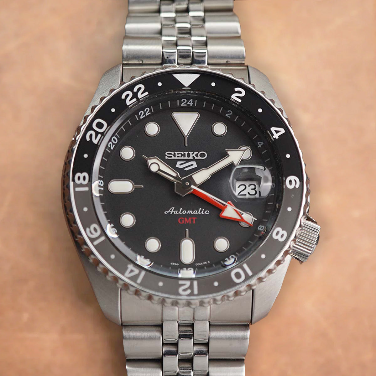 Seiko 5 Sports GMT SSK001K1 Black Grey Bezel Black Dial