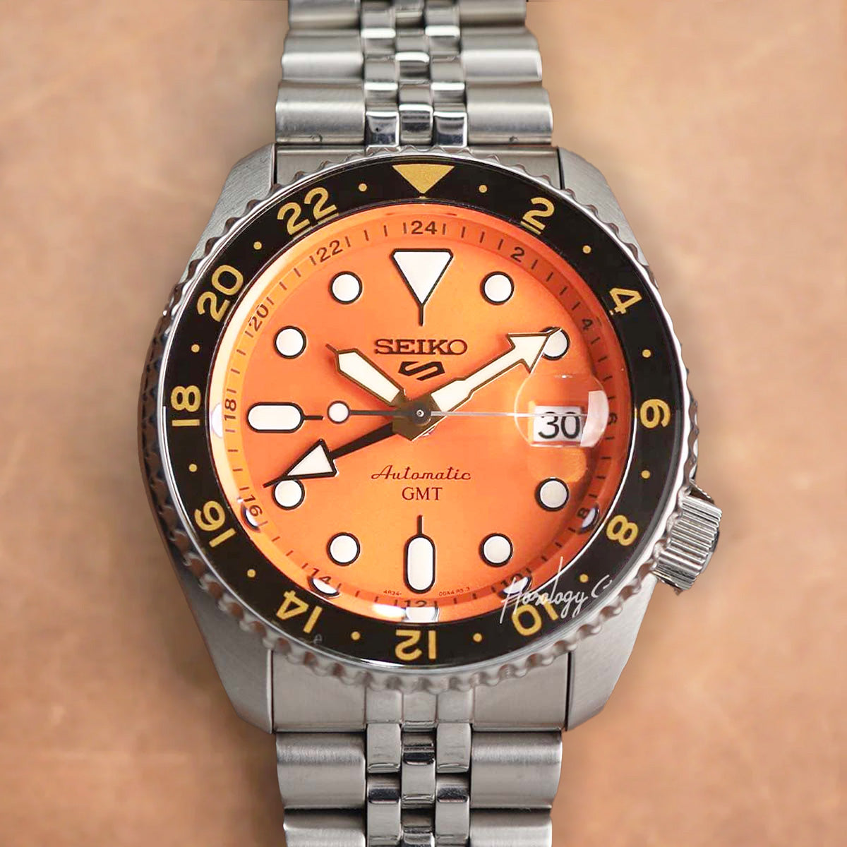 Seiko 5 Sports GMT Seiko SSK005K1 Orange - Horology Story Youtube Store