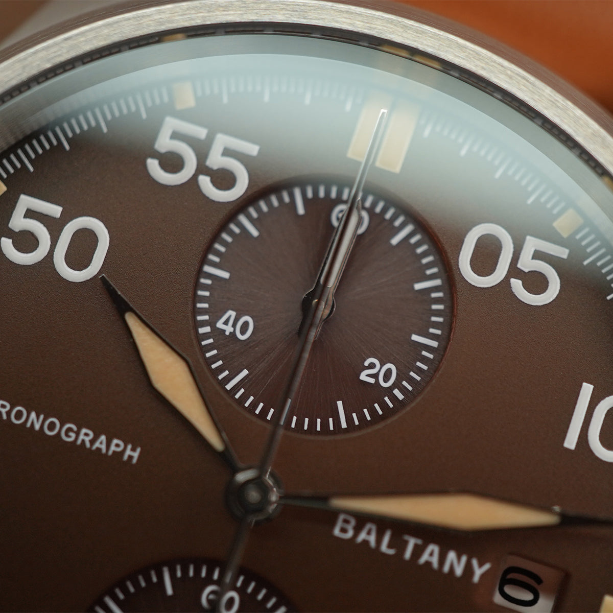 Baltany Military Solar-powered Chronograph S6070 39mm