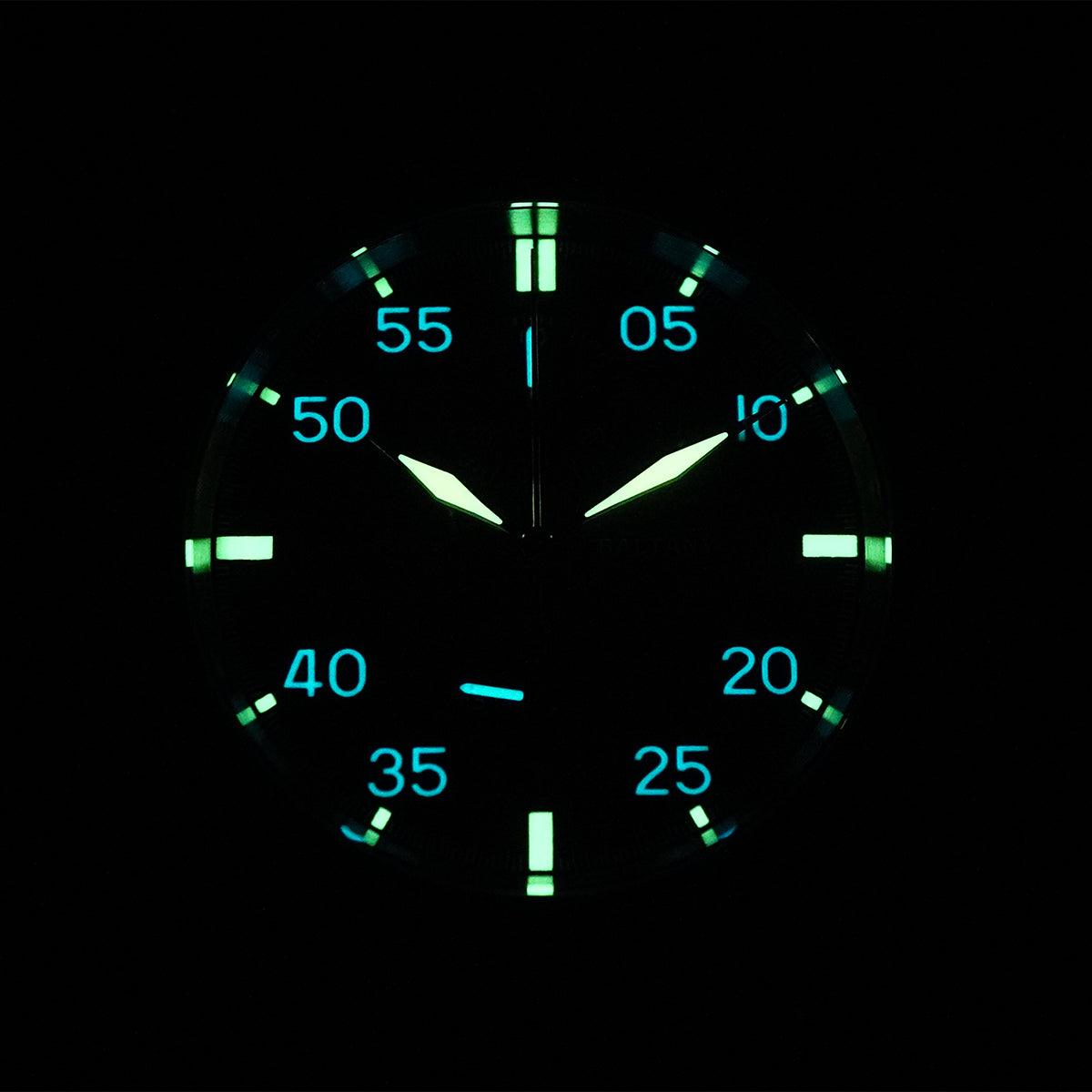 Baltany Military Solar-powered Chronograph S6070 39mm