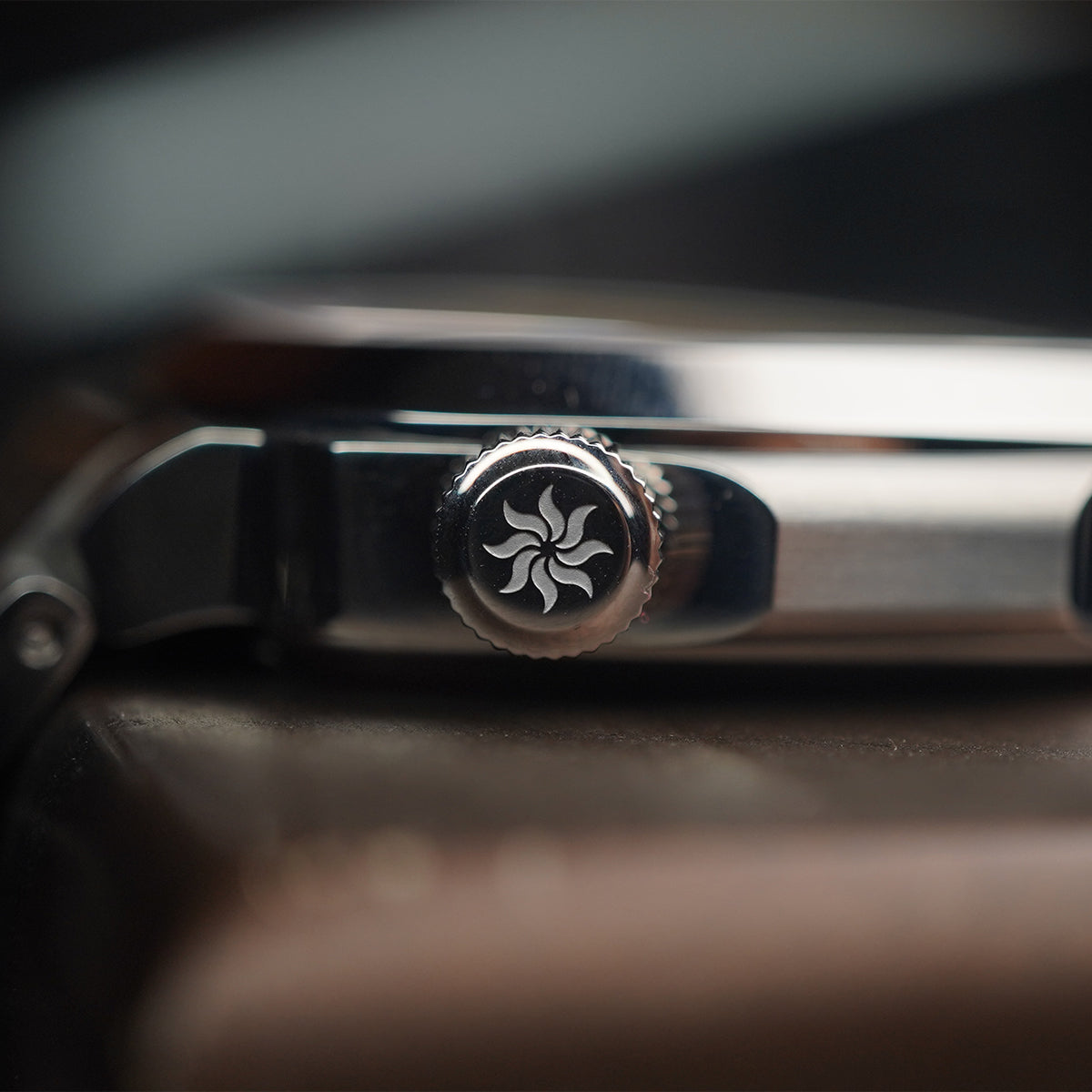 Vesuviate Attivo-Duplex 39mm Yellow Gold Dual Dial - Horology Story Youtube Store