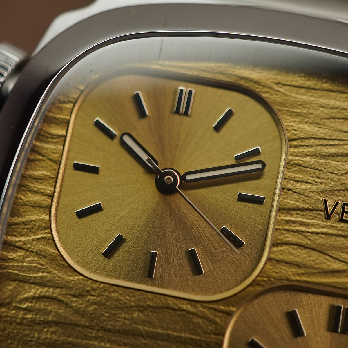 Vesuviate Attivo-Duplex 39mm Yellow Gold Dual Dial - Horology Story Youtube Store