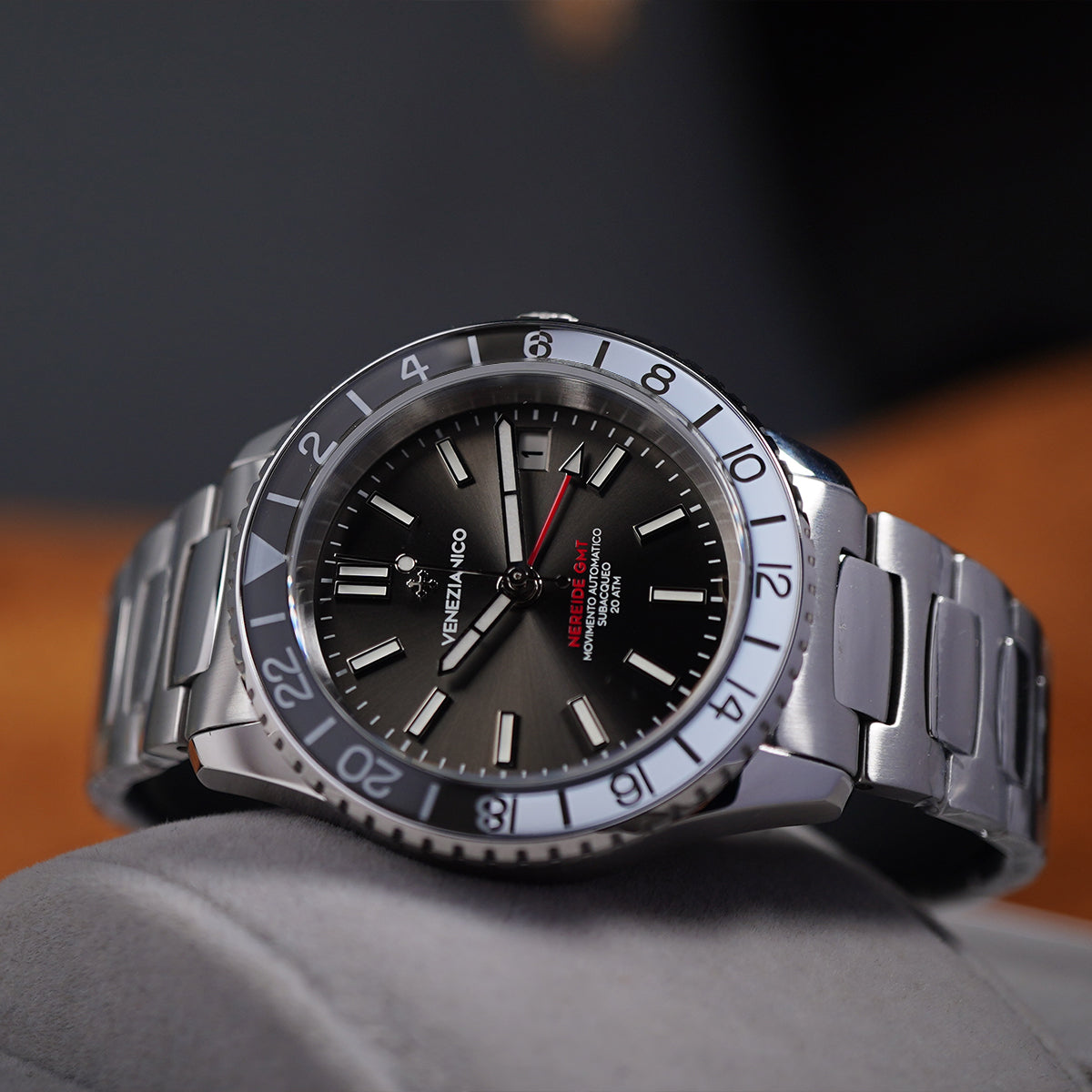 Venezianico Nereide GMT 39mm 3521501C Gray Silver - Horology Story Youtube Store