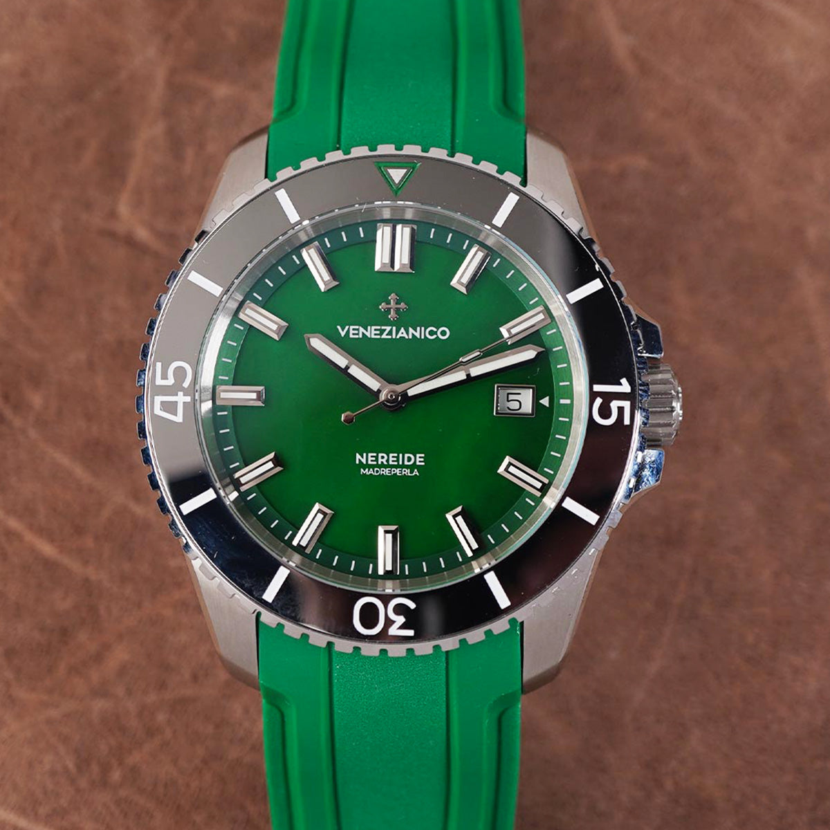 Venezianico Nereide 42mm Madreperla 4521540 Green MOP - Horology Story Youtube Store