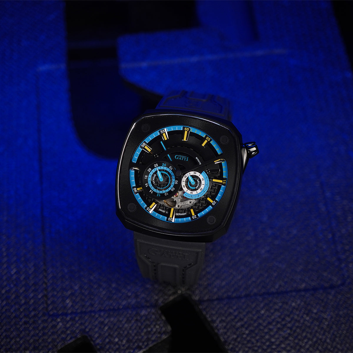 Bonest Gatti Whirlwind BG6601 Square shaped Black Steel Case