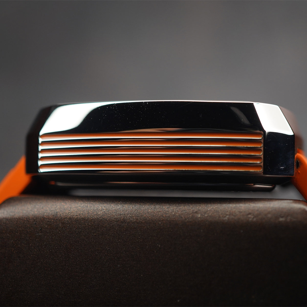 Bonest Gatti Whirlwind BG6601 Square shaped Steel Case