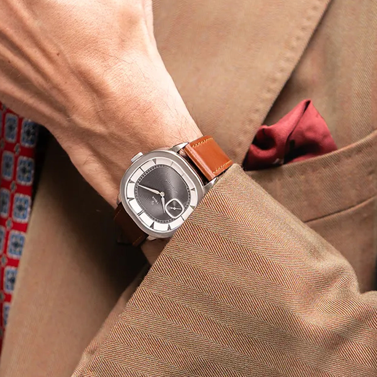 Granvelle Black Dial Micro-Rotor CMM.20