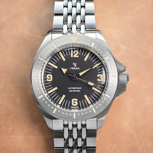 Diver Vintage Inspired Black Dial