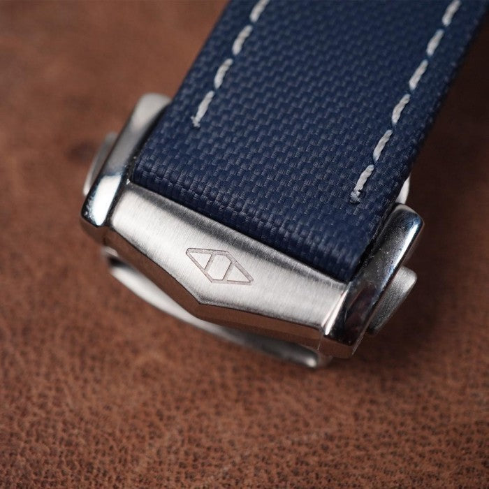 Artem Loop-Less Navy Blue - White Stitching