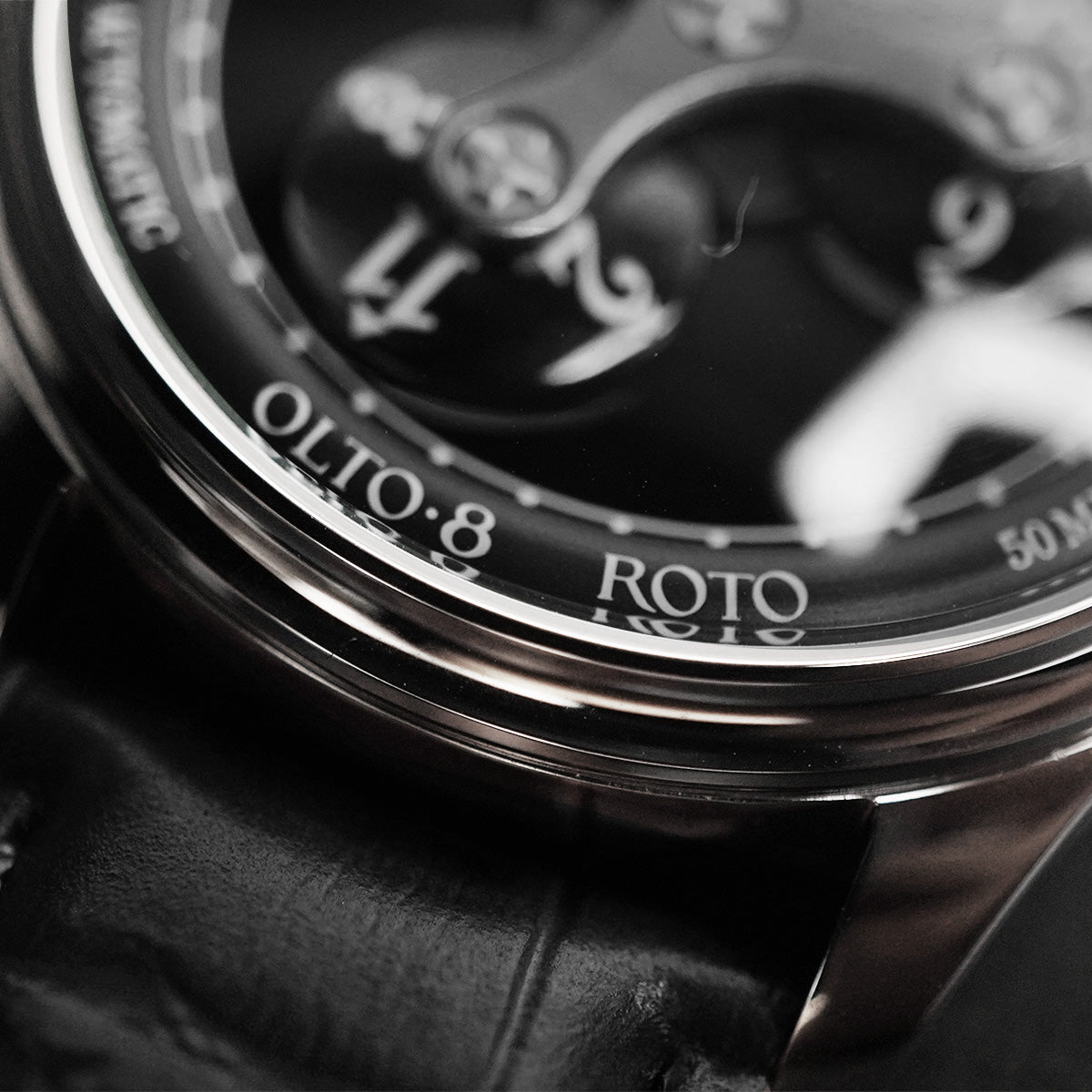 Olto-8 Roto Wandering Hour Midnight Black (Upgraded Dial) - Horology Story Youtube Store